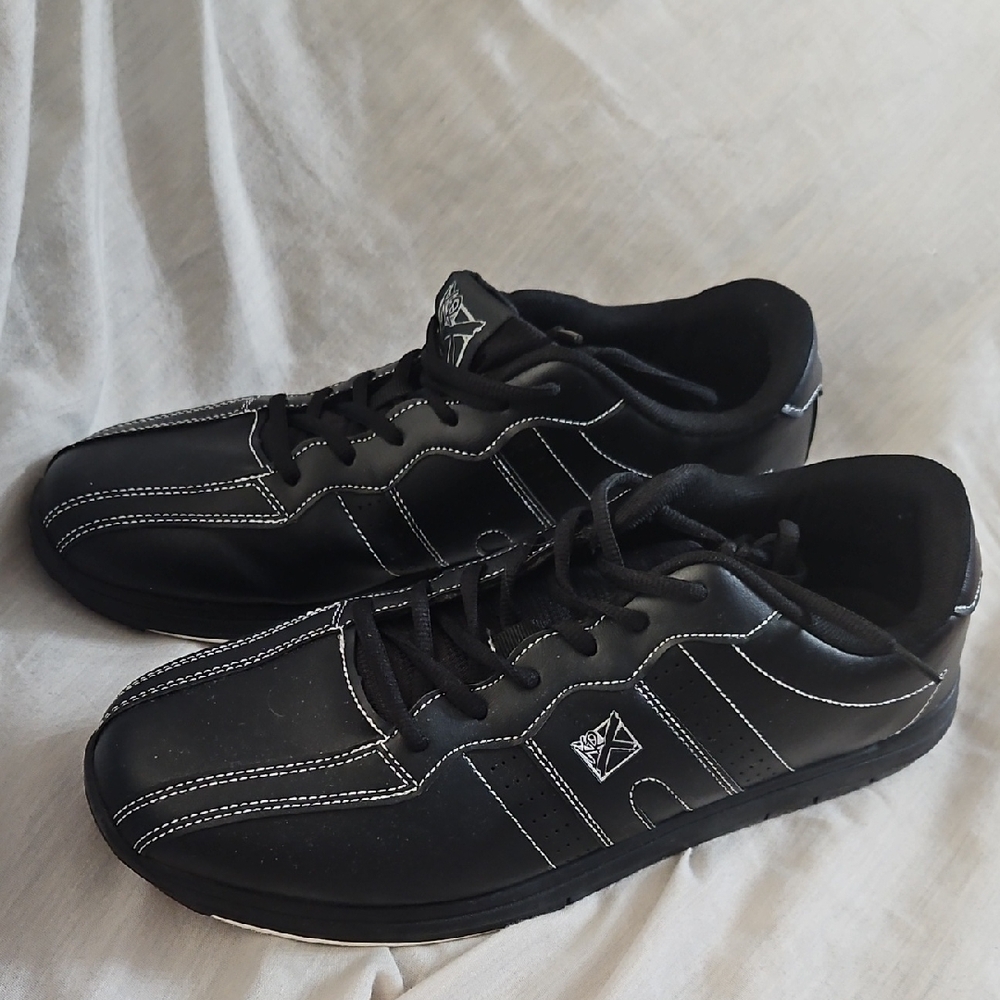 StrikeForce Men's Bowling Shoes Size 13